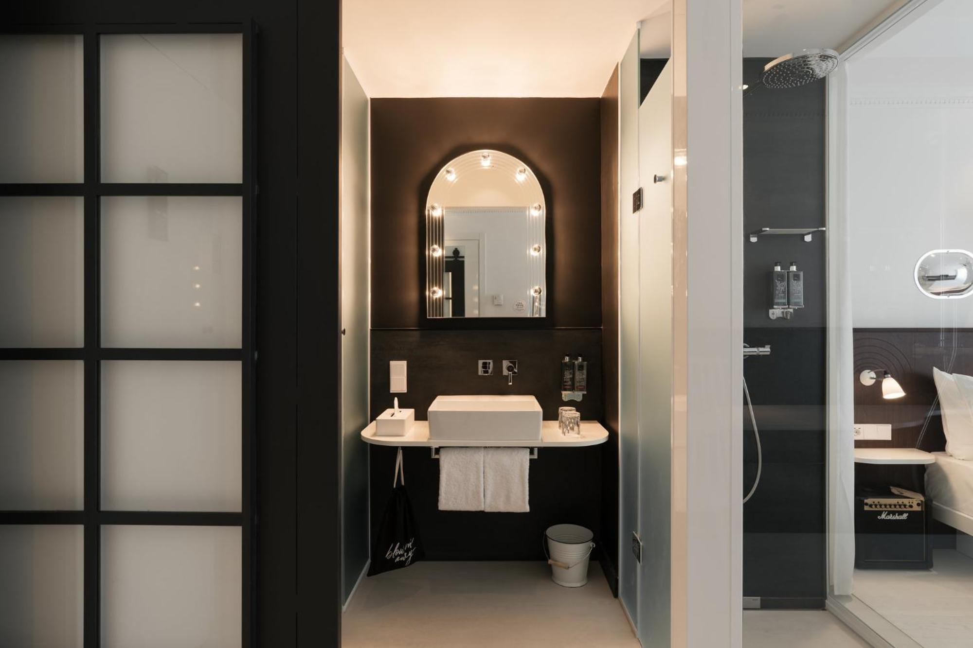 Ruby Bea Hotel Флоренция Екстериор снимка